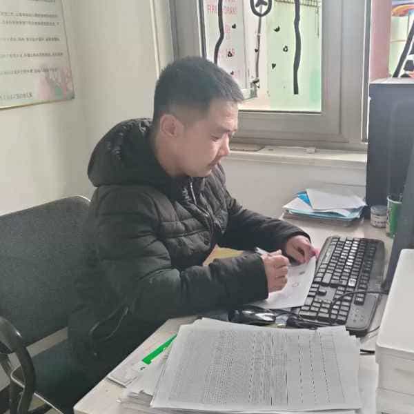 42岁岁山东单身帅哥 - 漯河吉缘网